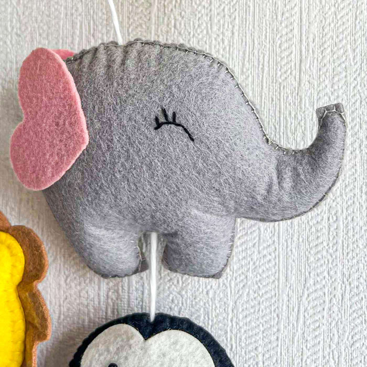 Babble Wrap  Animals Team Name Hanging