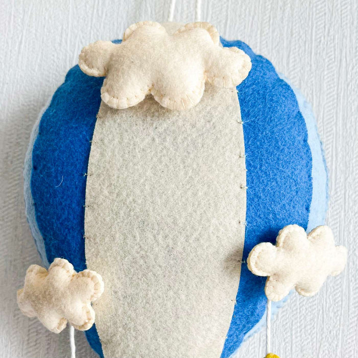 Babble Wrap  Brown Teddy in a Hot Air Balloon Name Hanging