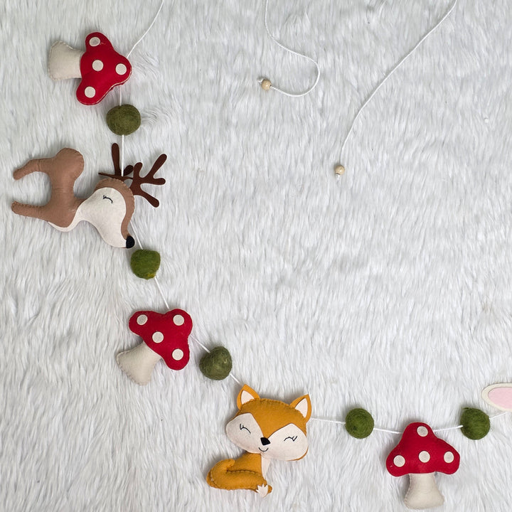 Woodsy Wonders Bunting/Garland