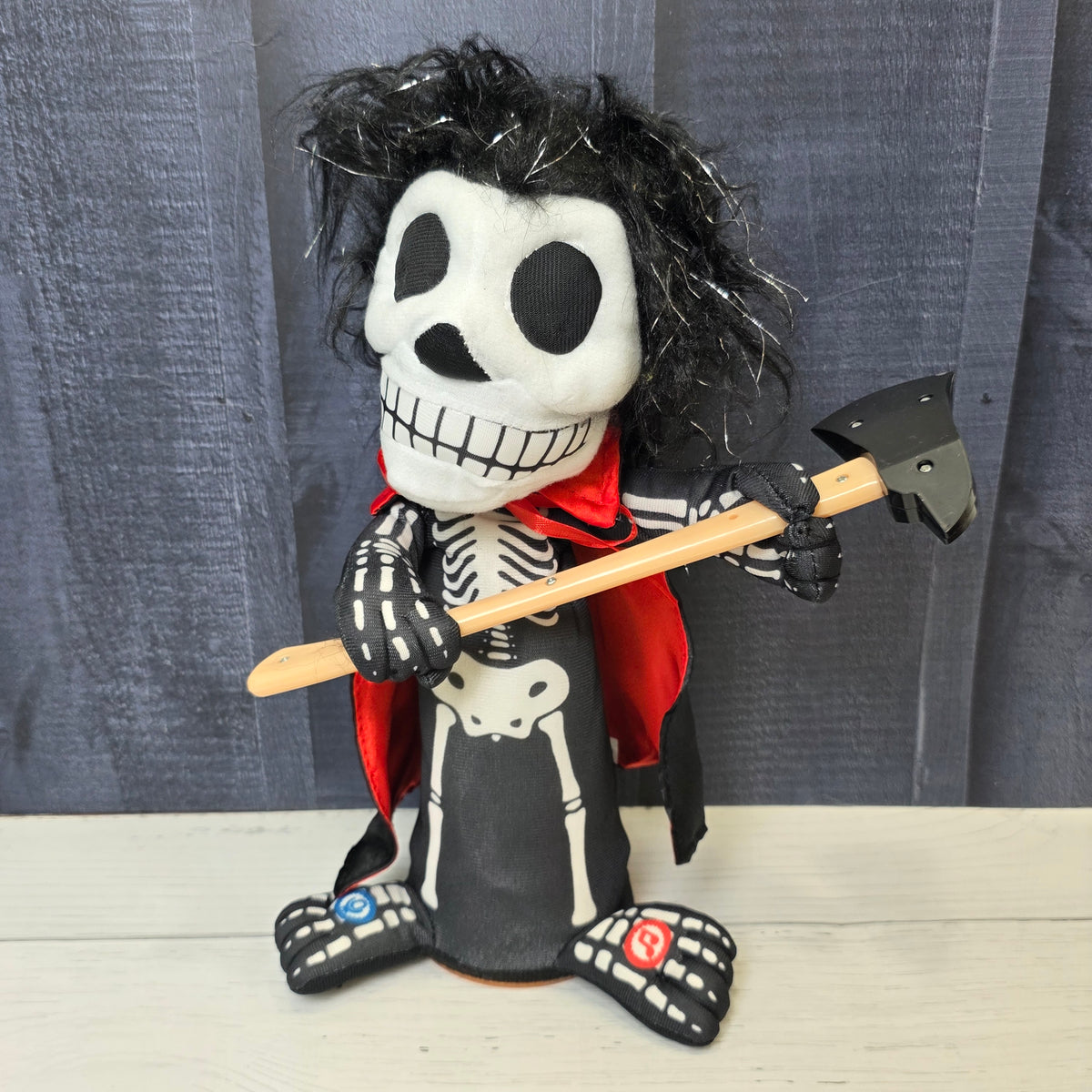 Animated Skeleton Rockstar – Axel Bones