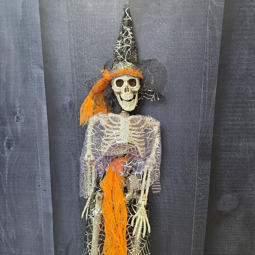 Skeleton Witch – Wicked Bones