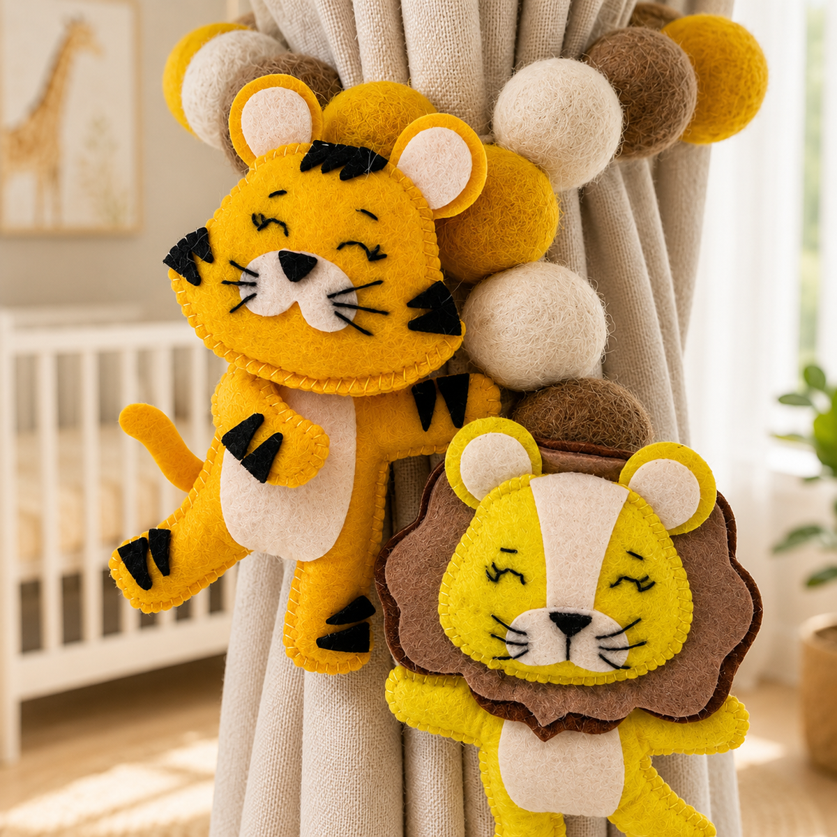 Curtain Tie - Royal Pride