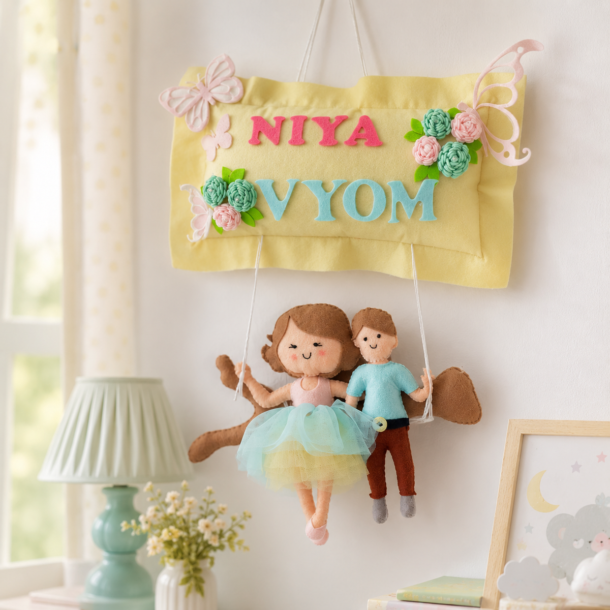 Babble Wrap Swinging Smiles Name Hanging