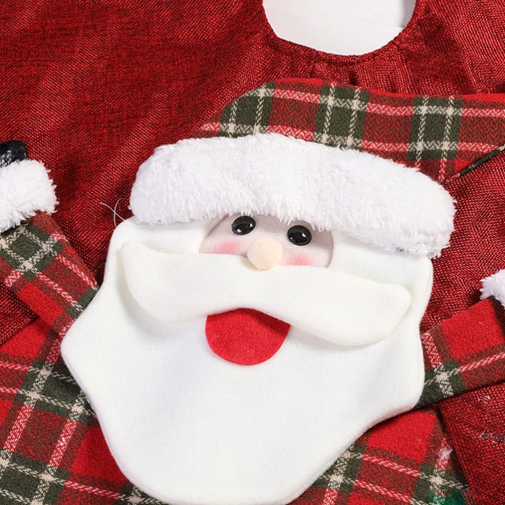 42" Tree Skirt - Holiday Hug