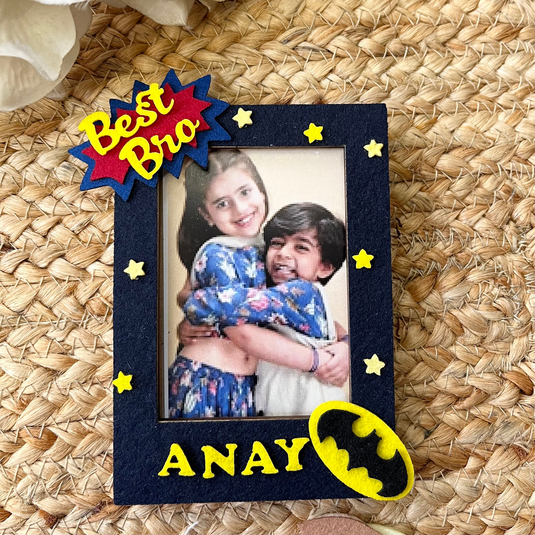 Babble Wrap Wooden PhotoFrame With Rakhi - Dynamic Duo