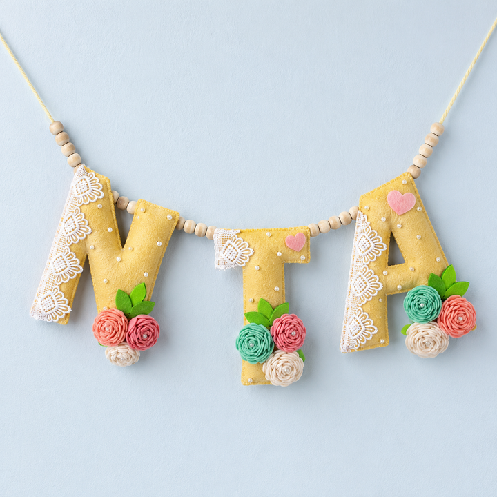 Babble Wrap Amarelo Floral Name Bunting/Garland