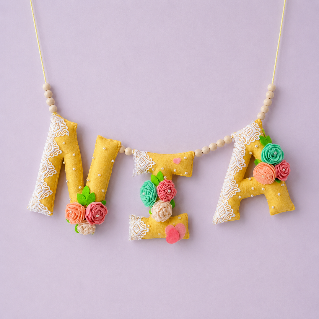 Babble Wrap Amarelo Floral Name Bunting/Garland
