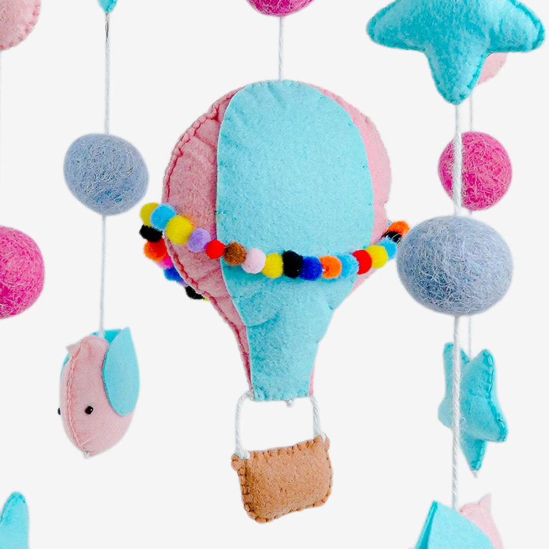 Babble Wrap Cot / Crib Mobile - Hot Air Balloon