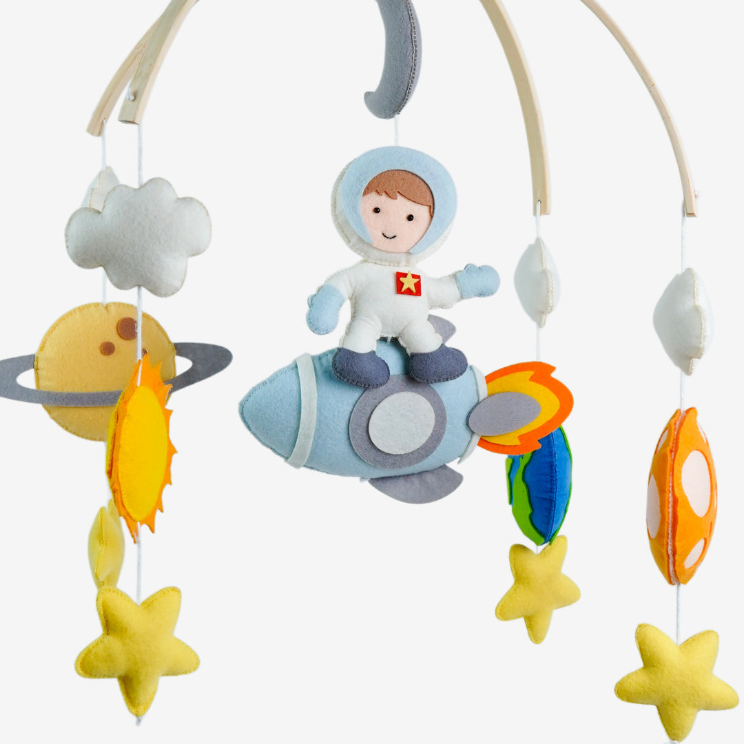 Babble Wrap Cot / Crib Mobile - Little Voyager