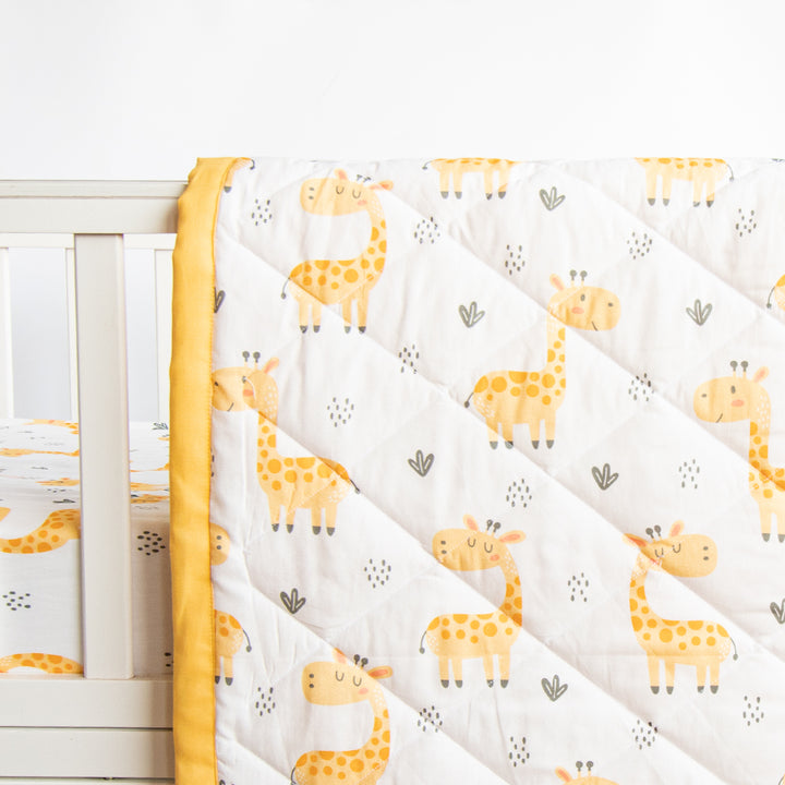 Baby Giraffe - Reversible Comfort Quilt