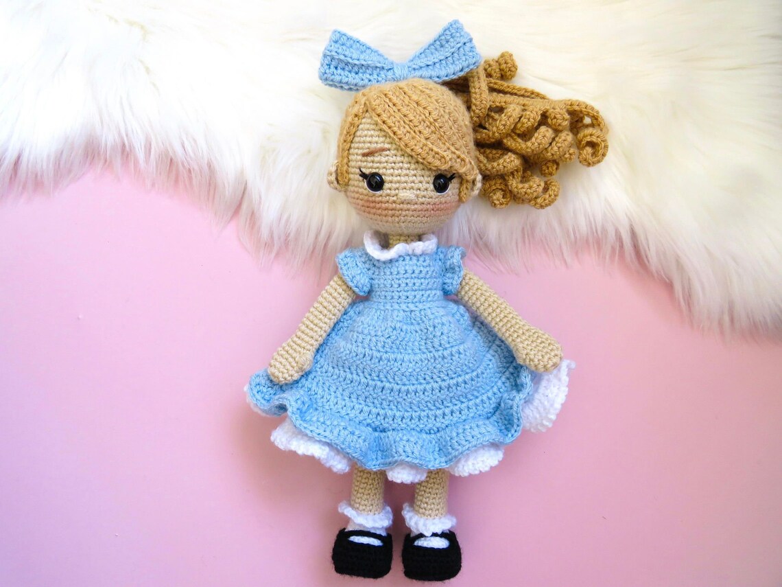 Crochet Doll - BowTiful Blair