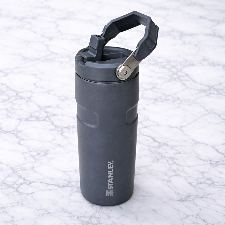 Stanley 17oz | IceFlow™ Bottle with Flip Straw Lid – Graphite Core
