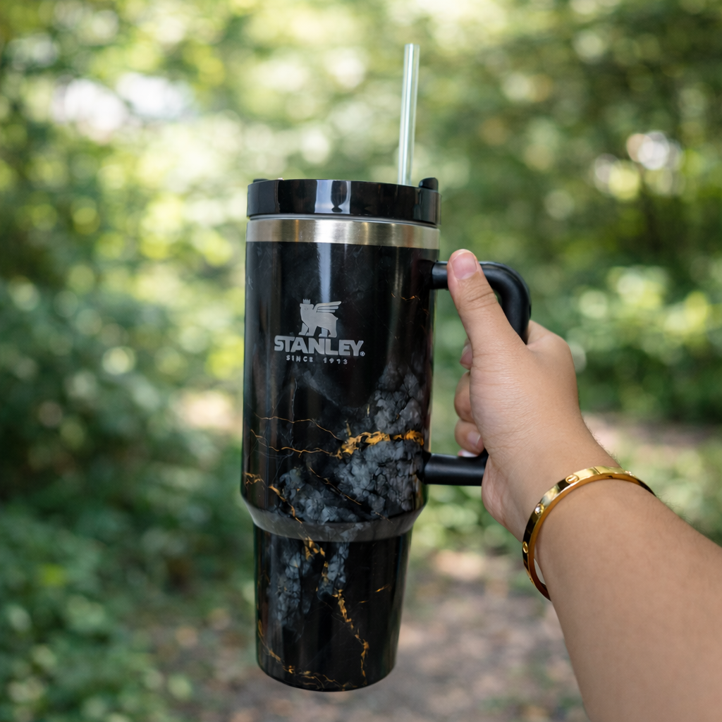 Stanley Swirl x Quencher H2.0 | 1.18L – Obsidian Royale