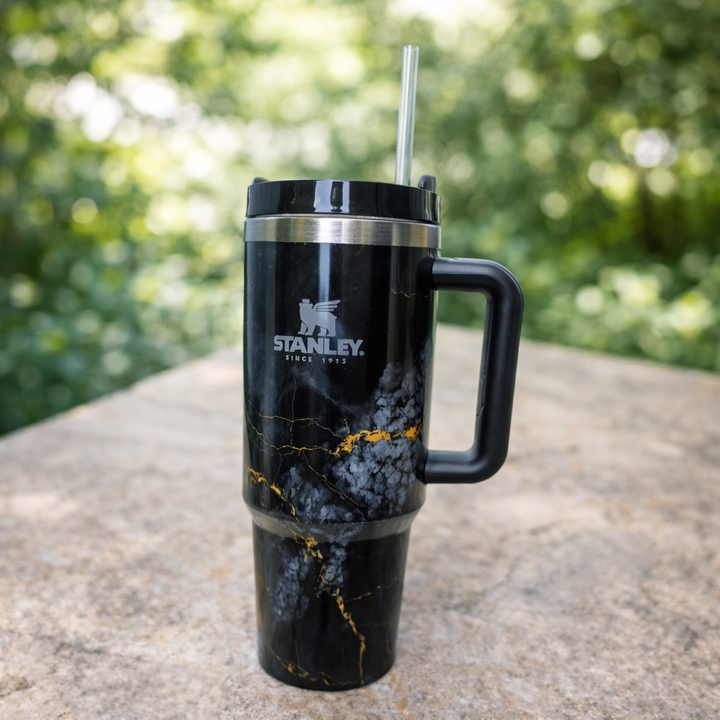 Stanley Swirl x Quencher H2.0 | 1.18L – Obsidian Royale