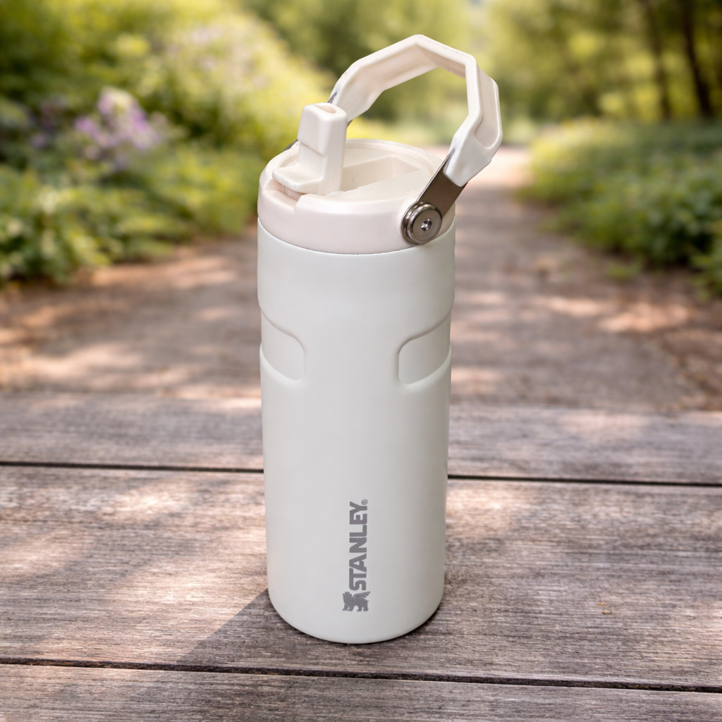 Stanley 17oz | IceFlow™ Bottle with Flip Straw Lid – Ivory Drift