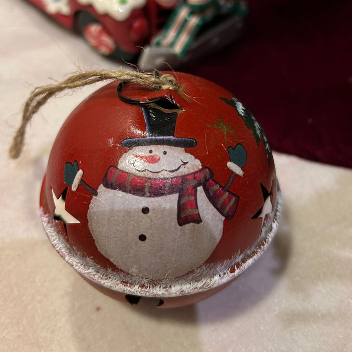 Babble Wrap Crimson Snowbell Bauble