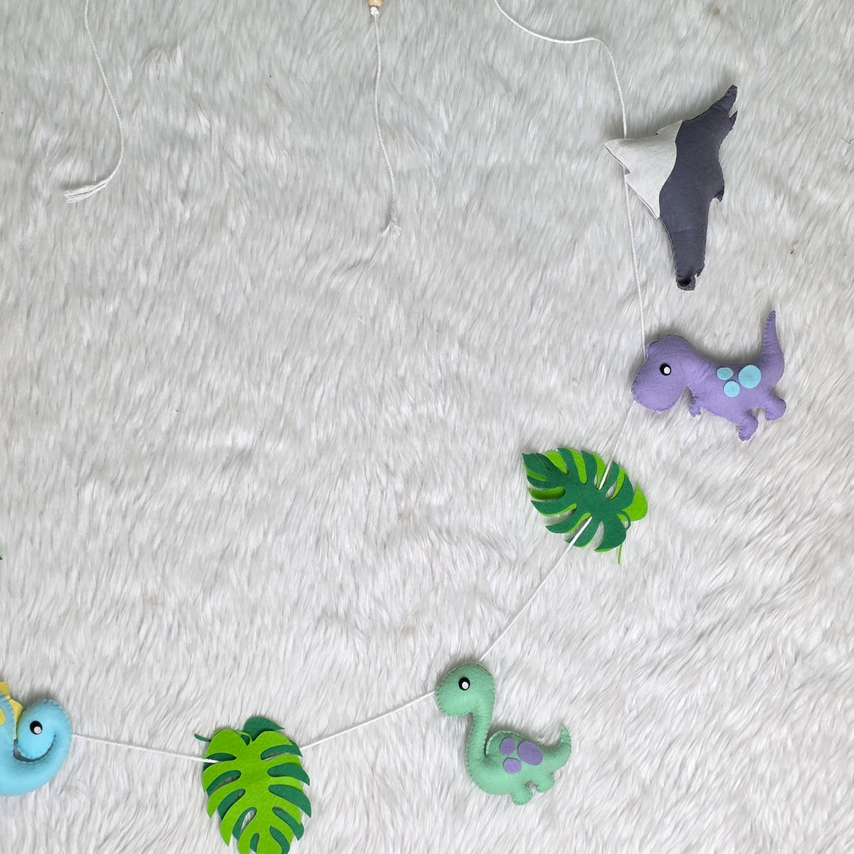 Dino Doze Bunting/Garland