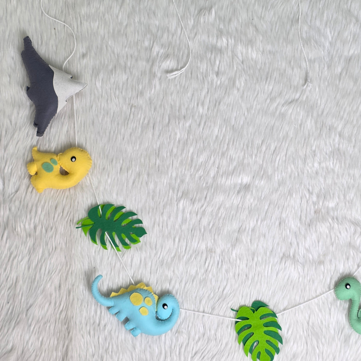 Dino Doze Bunting/Garland