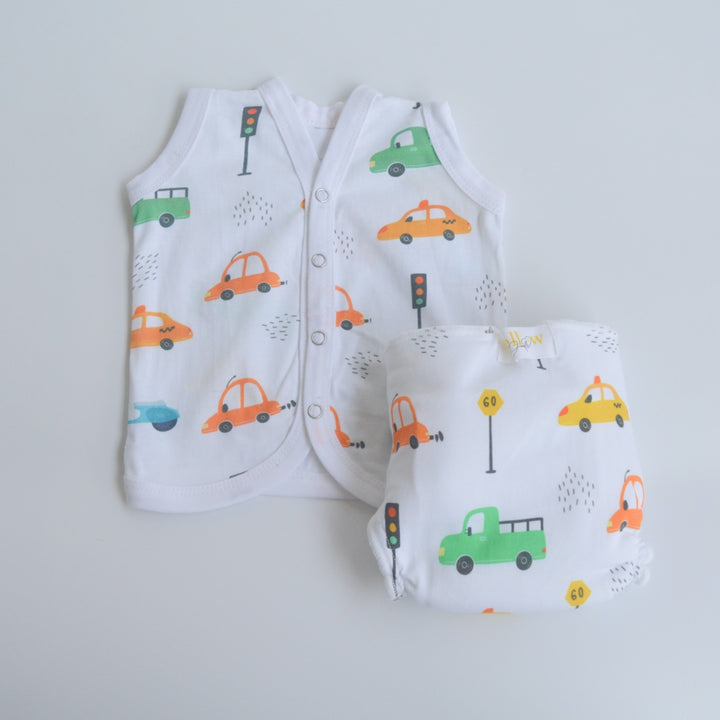 Green Hearts - Everyday Essentials Nappy & Vest (Set of 4)