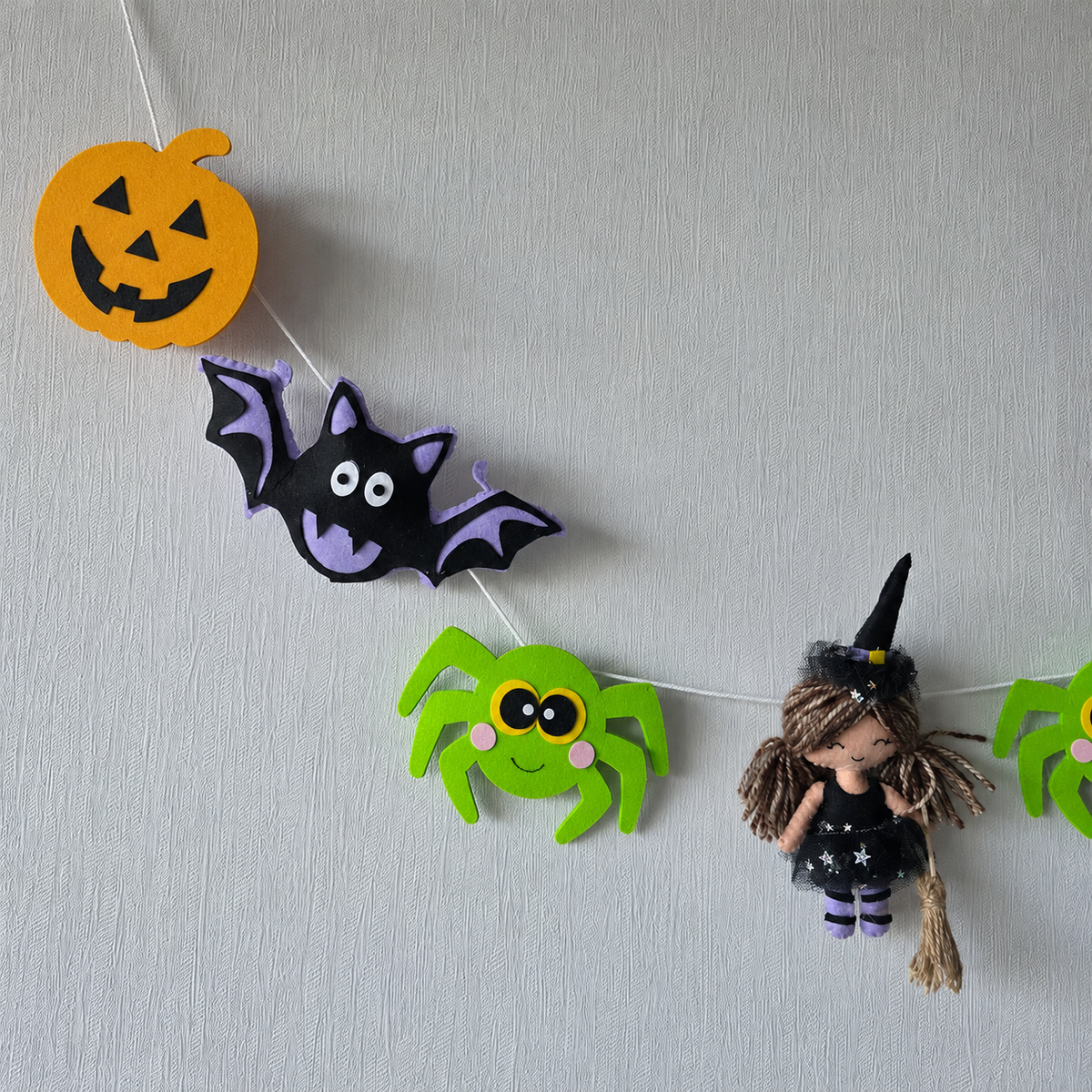 Happy Halloween Bunting – The Witch & Her Boo Crew