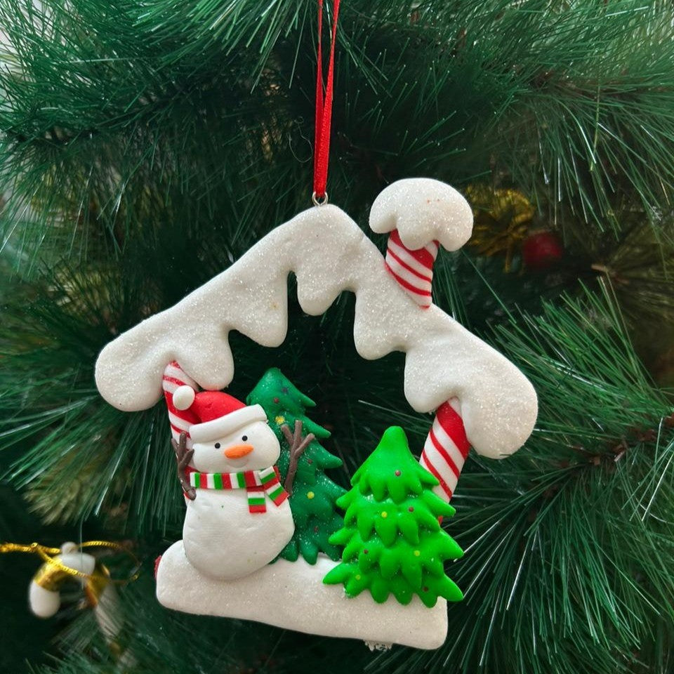 Babble Wrap Snowman in a Hut Ornament