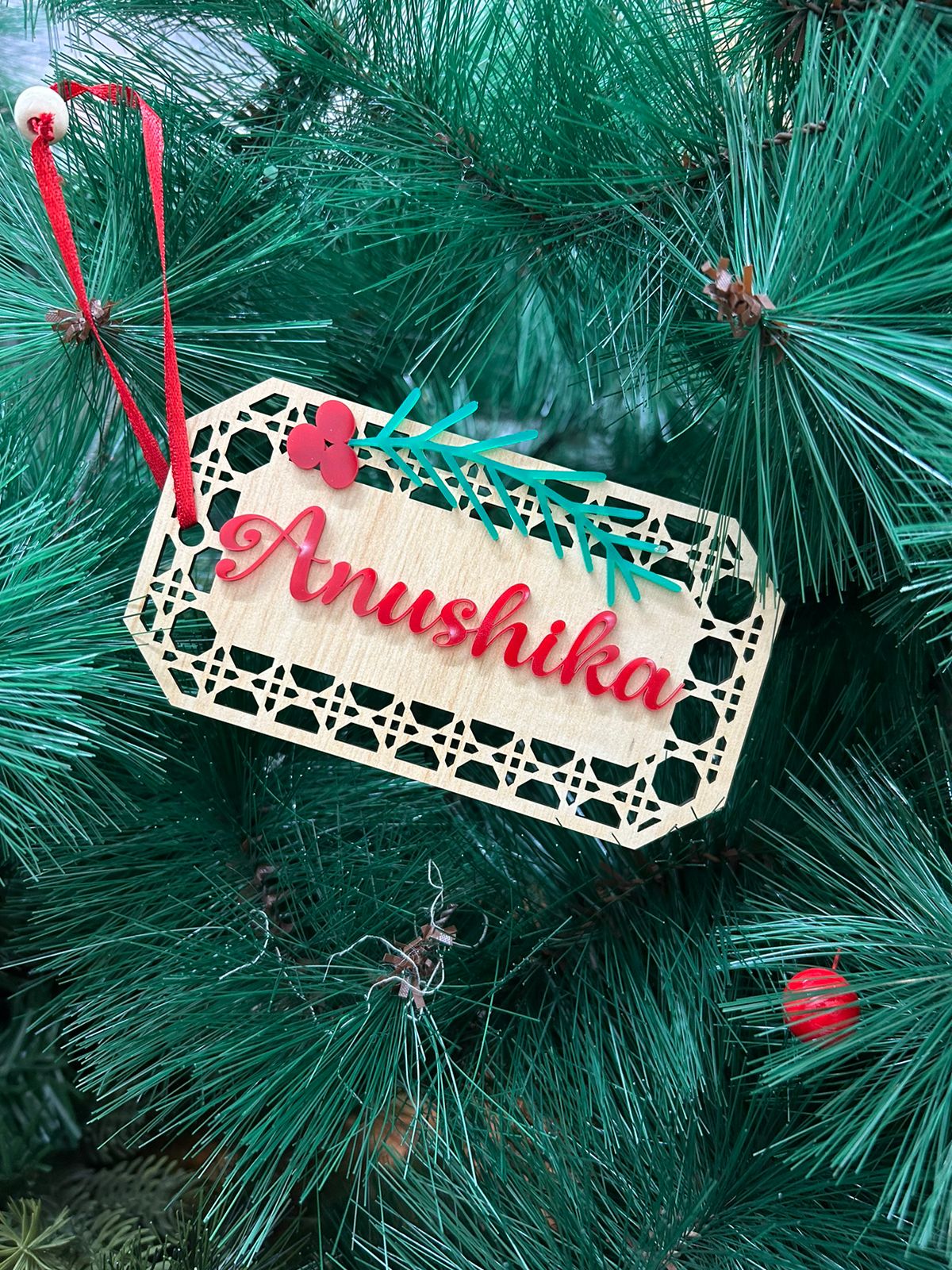 Babble Wrap Rattan Tag Ornament - Ten-sided (with wood in middle)
