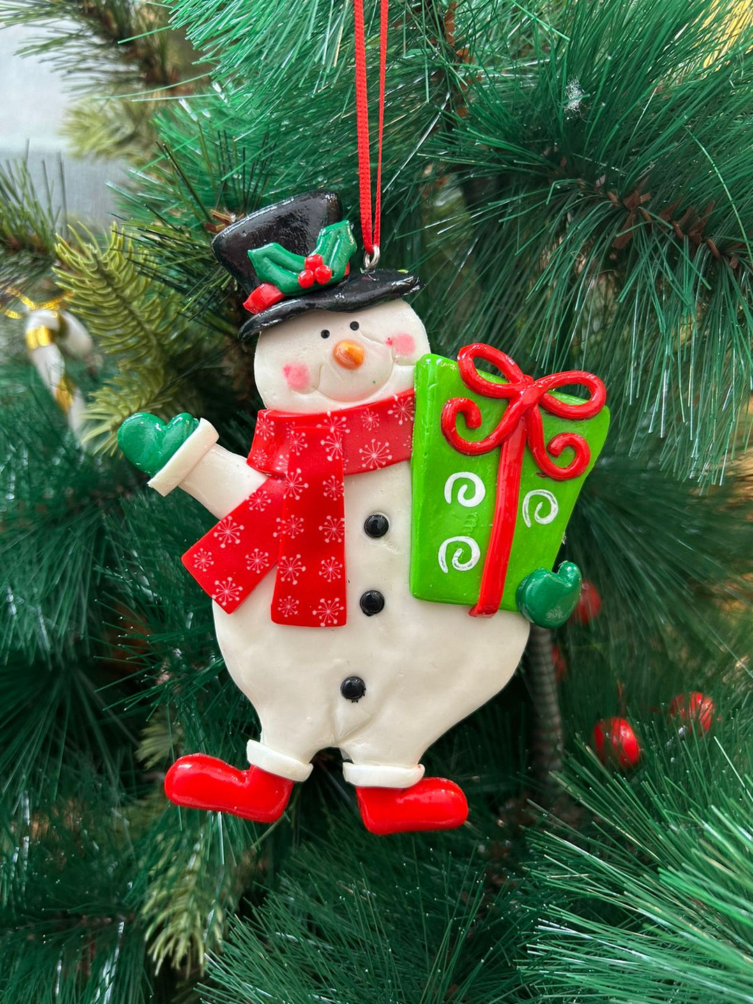 Babble Wrap Snowman with a Gift Ornament