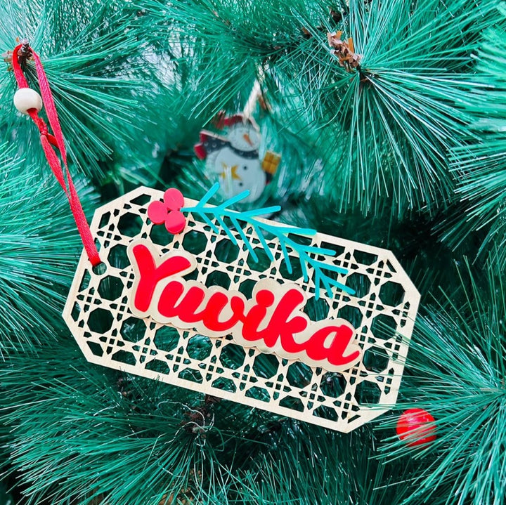 Babble Wrap Rattan Tag Ornament - Ten-sided