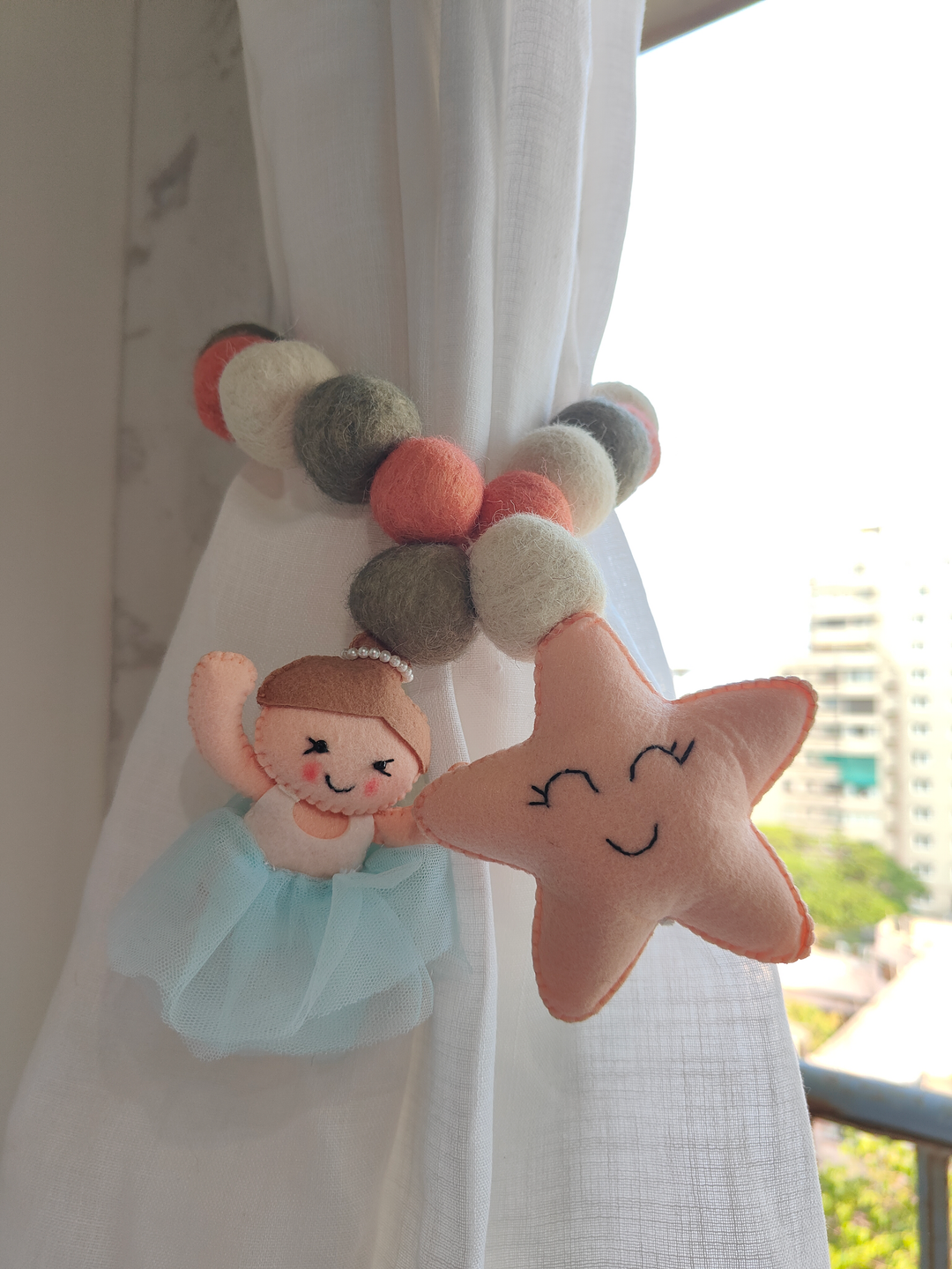 Curtain Tie - Tiny Twirl