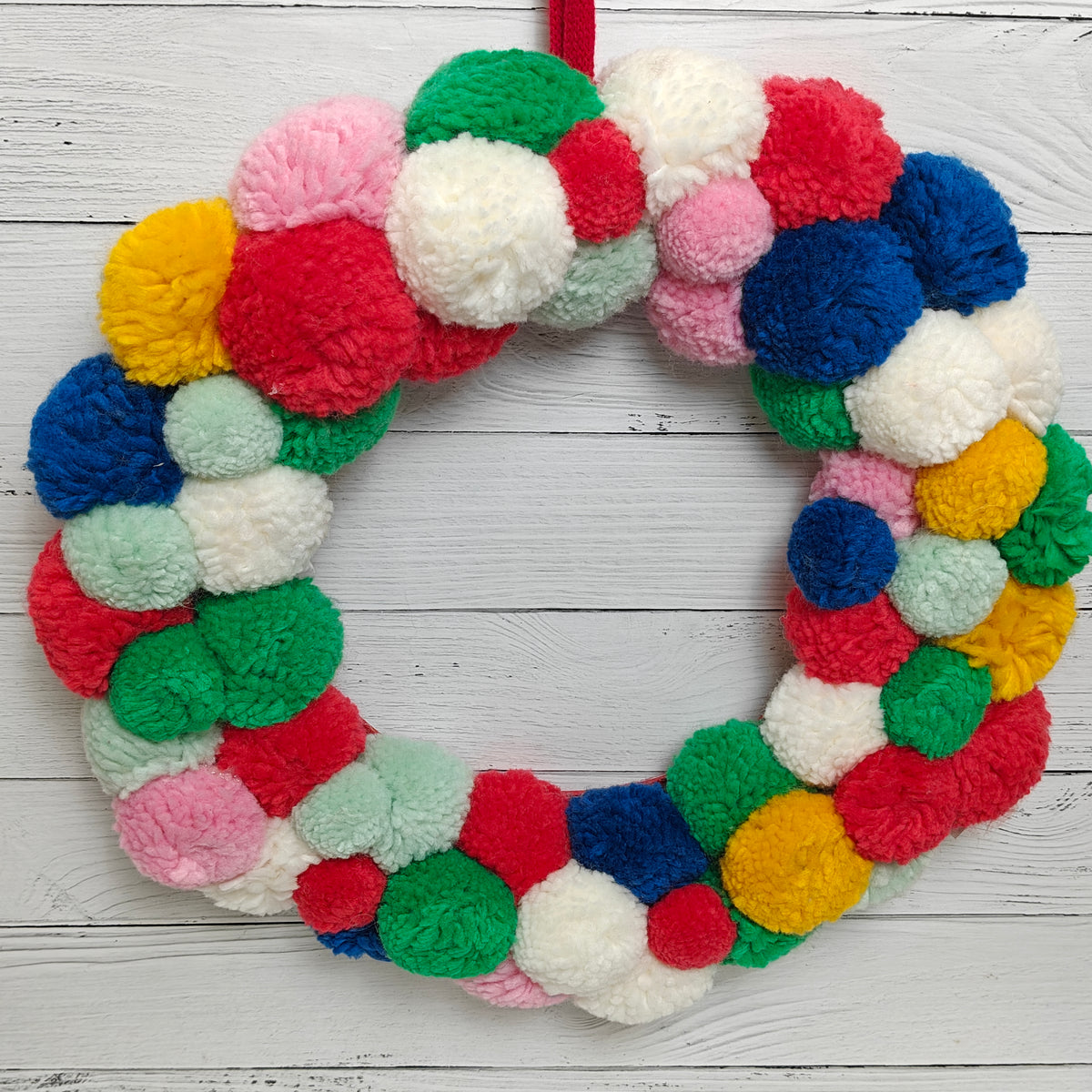 15" Merry Pom Pom Wreath