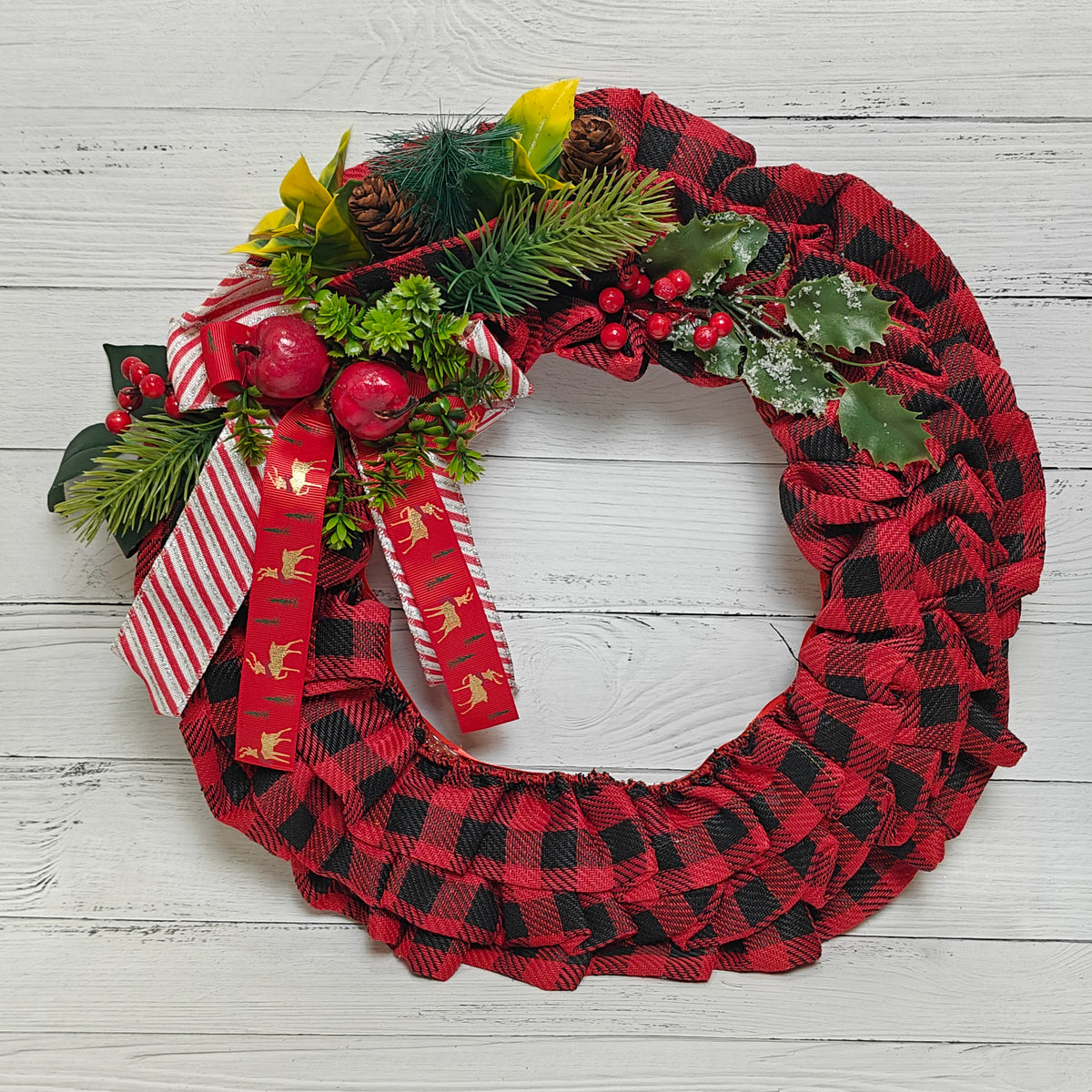 15" Plaid Charm Holiday Wreath