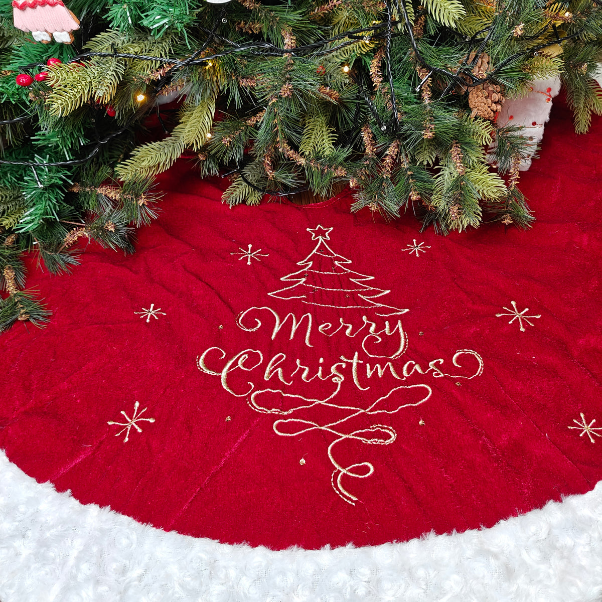 48" Tree Skirt - Classic Merry Velvet