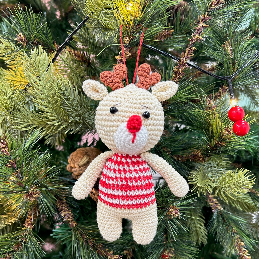 Crochet Ruffles the Reindeer Ornaments