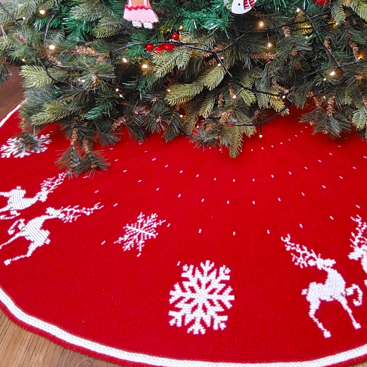 50" Tree Skirt-to-Cape- Snowy Scandinavian Knit