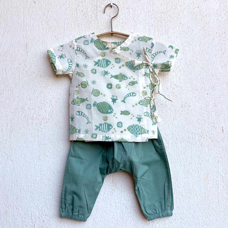 UNISEX ORGANIC FISH PRINT ANGARAKHA TOP + MINT PANTS