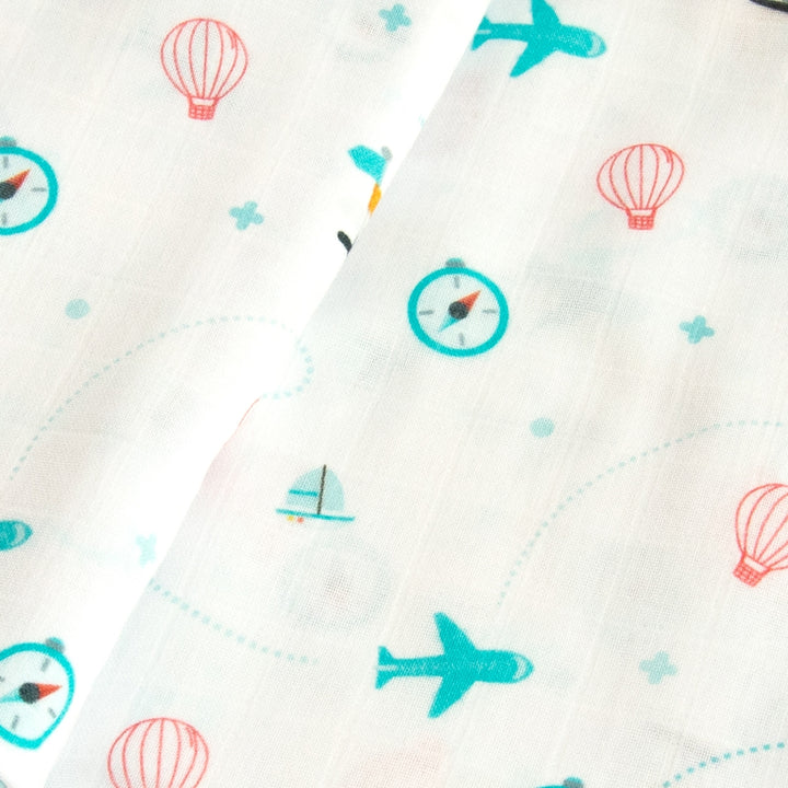 Lil Travellers - Reversible Bib & Burpy Cloth Set