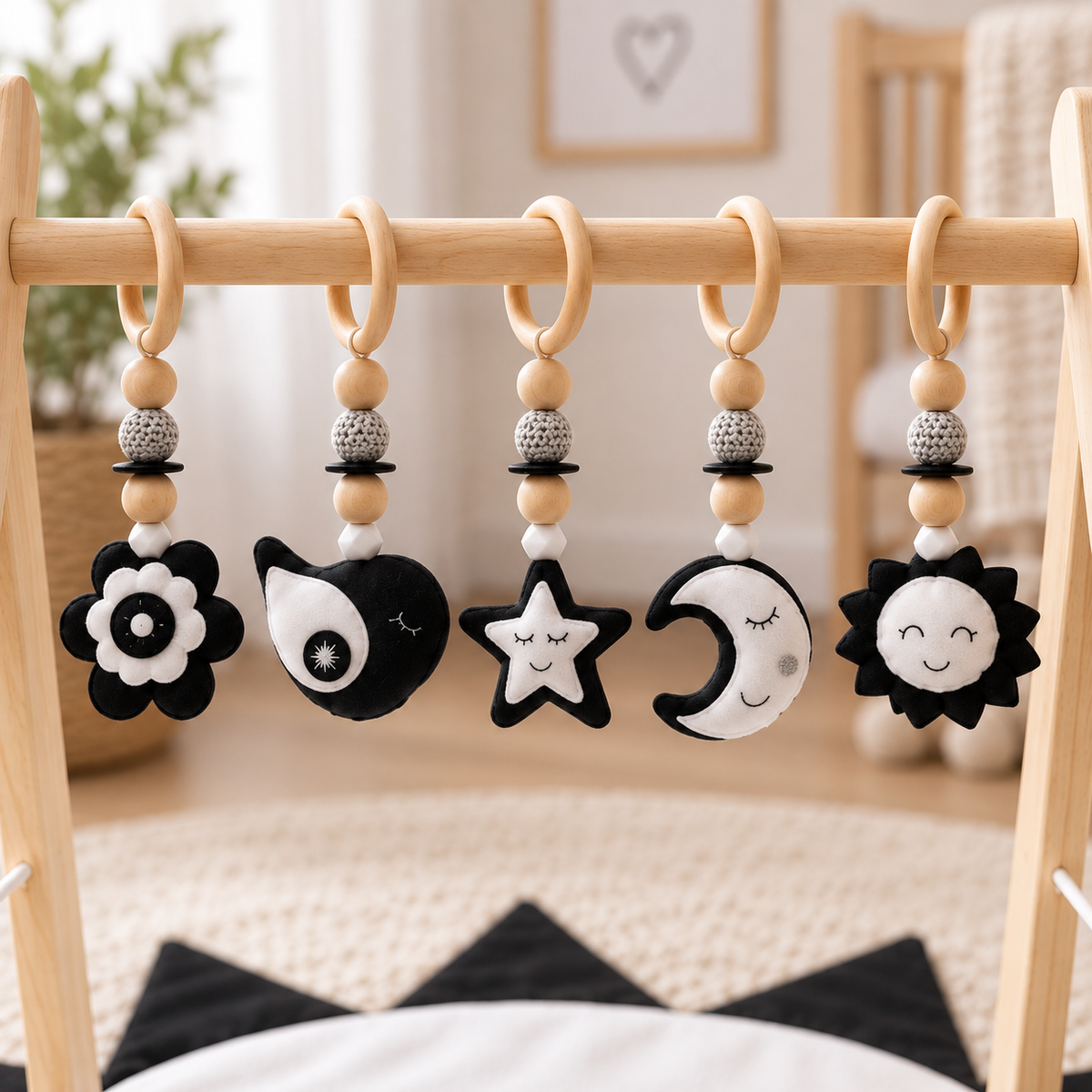 Little Dreamers – Black & White Wooden Baby Play Gym with play mat