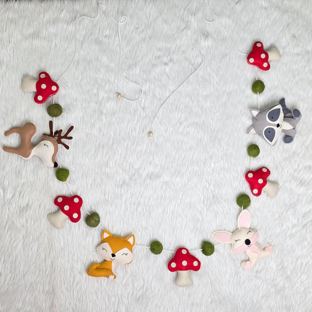 Little Woodland Tales Cot Mobile & Bunting Combo