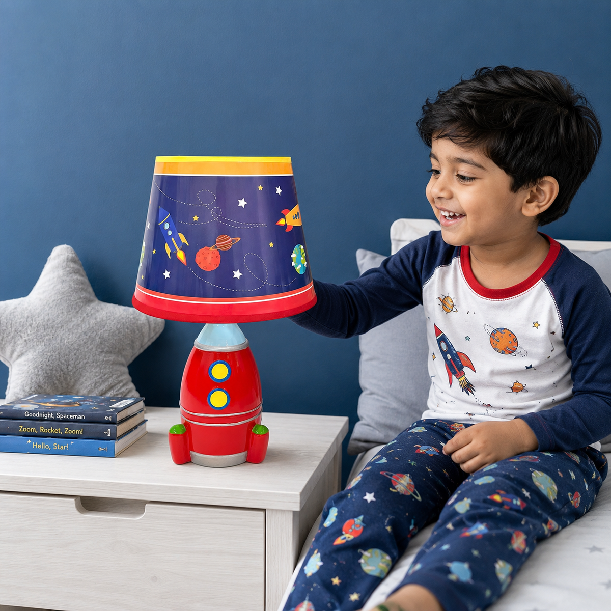 Night Lamp - Spaceship Glow (Red)