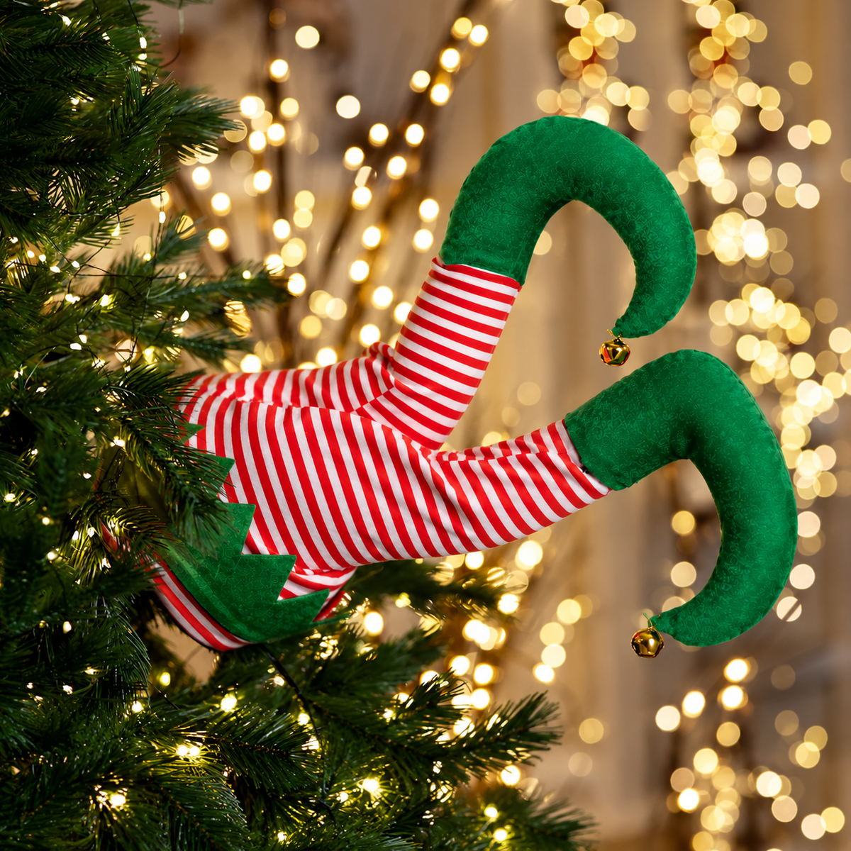 Swinging Legs - Classic Elf