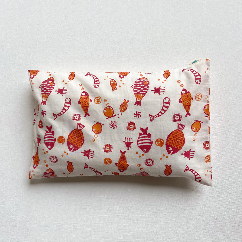 GIFT SET - ORGANIC FISH PRINT KAPOK PILLOW +  MARACAS