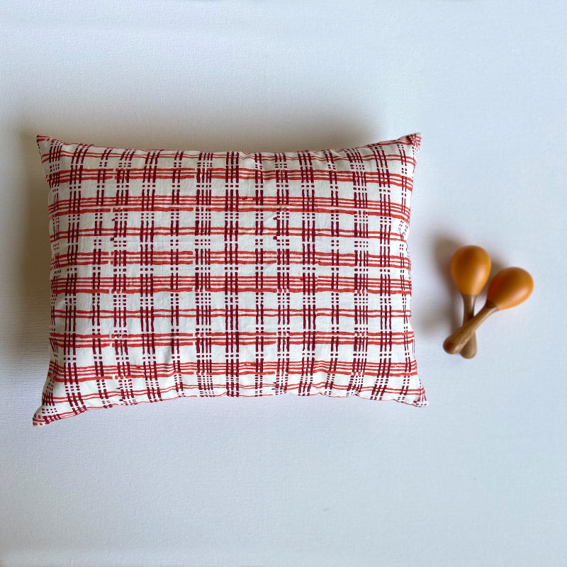 GIFT SET - ORGANIC MANJHA PRINT KAPOK PILLOW + MARACAS