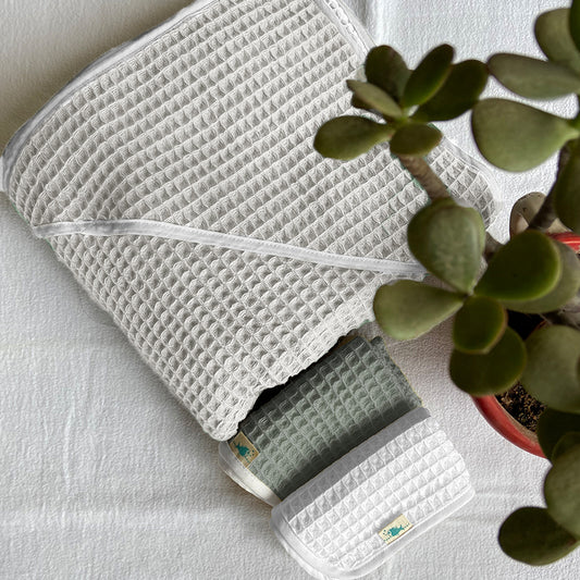ORGANIC WAFFLE HOODED TOWEL SET - NATURAL