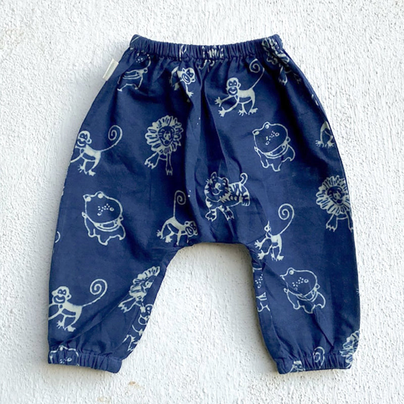 UNISEX ORGANIC WHITE KURTA + ZOO PRINT INDIGO PANTS