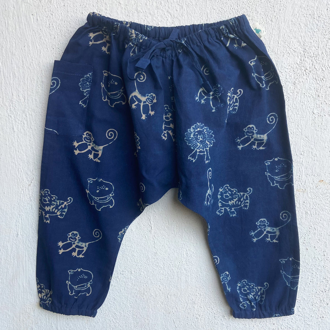 UNISEX ORGANIC WHITE KURTA + ZOO PRINT INDIGO PANTS