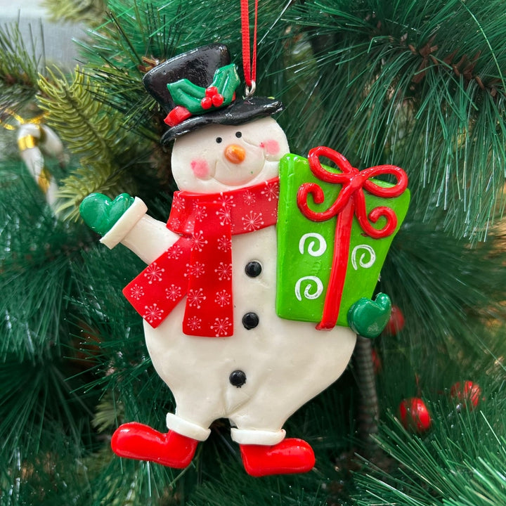 Babble Wrap Snowman with a Gift Ornament