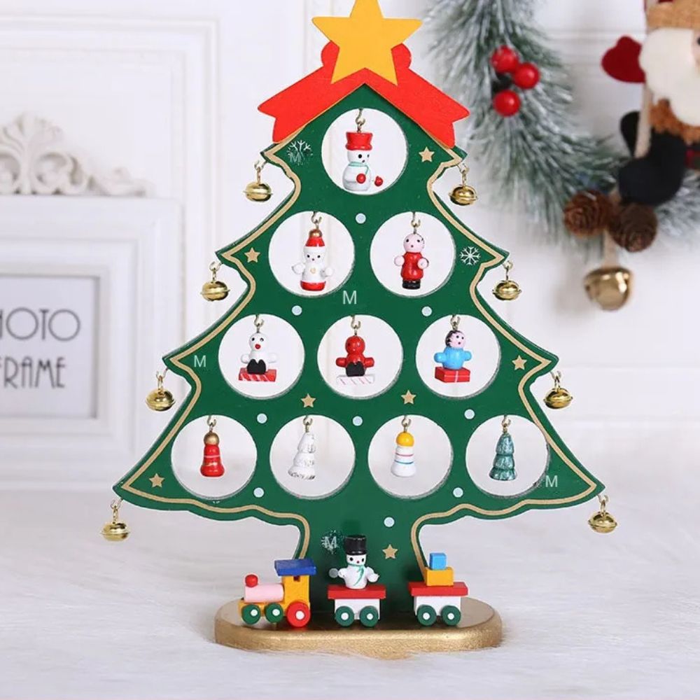 Babble Wrap Wooden DIY Merry Mistletoe Tabletop Tree With 21 Ornaments (Green)