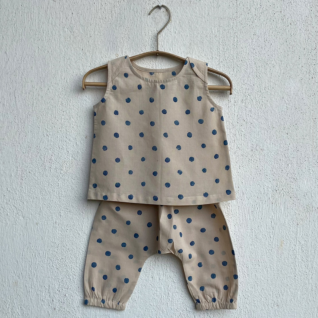 UNISEX ORGANIC INDIGO POLKA JHABLA WITH MATCHING PANTS