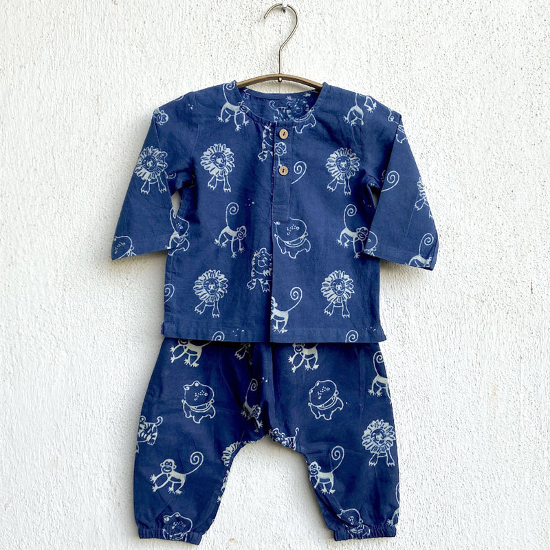UNISEX ORGANIC ZOO PRINT INDIGO KURTA + PANTS