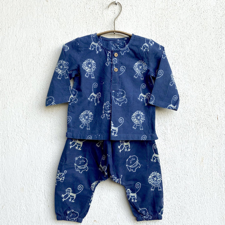 UNISEX ORGANIC ZOO PRINT INDIGO KURTA + PANTS